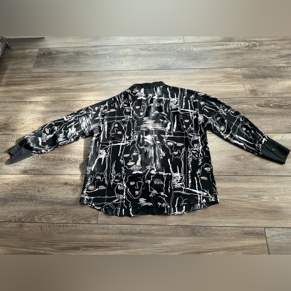 Joseph Ribkoff Black/White Abstract two tone blouse,/ woman’s size 14/ SOLD - Picture 10 of 12